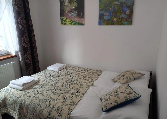 Korona Przy Termach Cieplickich 10proc Rabatu Do Term Cieplice Self Check In 24h 3* Jelenia Gora